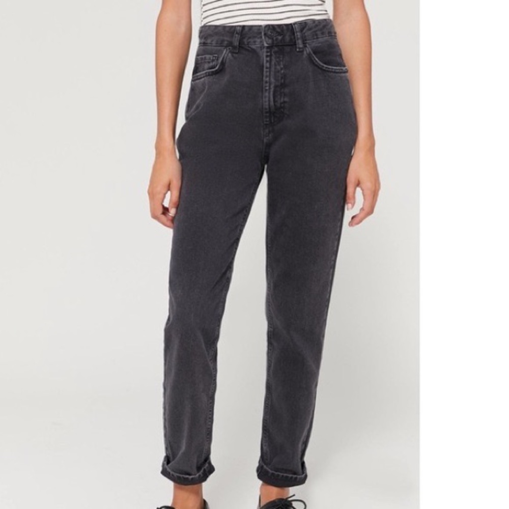 URBAN OUTFITTERS BDG Black Mom Jeans